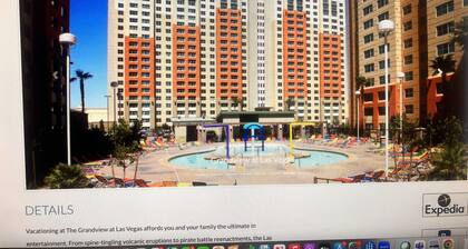 Las Vegas Family Fun! 1BR Suites w/Washer Dryer & sofabed, Minutes from Strip.