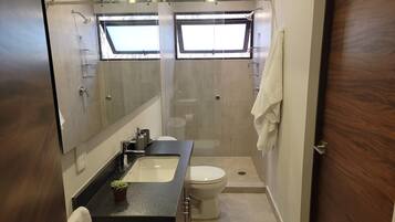 Towels, soap, shampoo, toilet paper