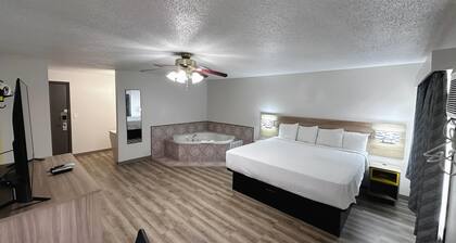 Days Inn by Wyndham Denison IA