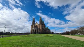 Shared Dormitory, 1 Bedroom | Front of property - Room in Guest Room - Room In Brussels (Brussels)