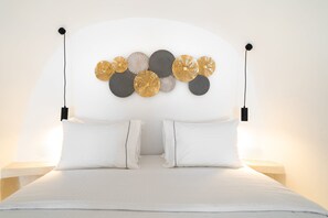 1 bedroom, in-room safe, iron/ironing board, free WiFi