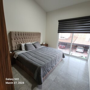 3 bedrooms, iron/ironing board, WiFi, bed sheets - Nice private gated comunity. (Las Juntas)