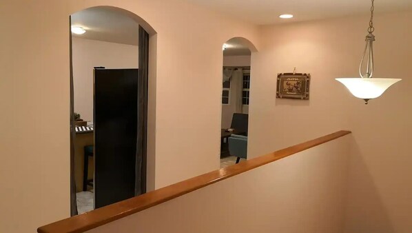 Interior - A Marbled Suite near Waikiki, Ala Moana, McCully
(Honolulu)