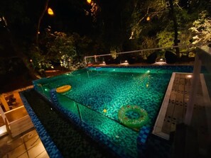 Indoor pool - Beach Queen Resort (Cox's Bazar)
