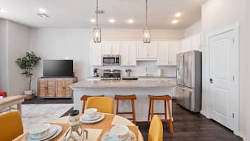 Microwave, oven, stovetop, dishwasher