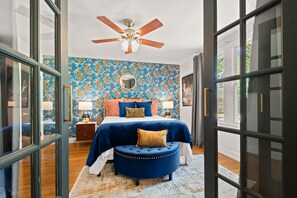 2 chambres, fer et planche à repasser, Wi-Fi, draps fournis