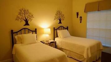 3 多间卧室、熨斗/熨衣板、WiFi、床单