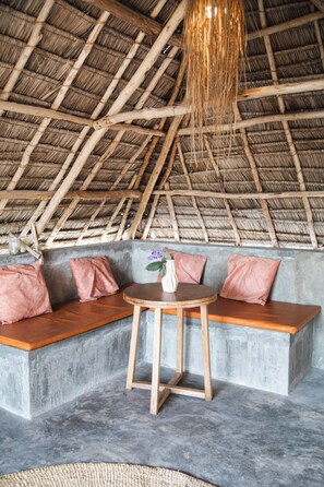 Exclusive Studio, Balcony | Individually decorated, bed sheets - Green Ocean Zanzibar Boutique Hotel (Jambiani)