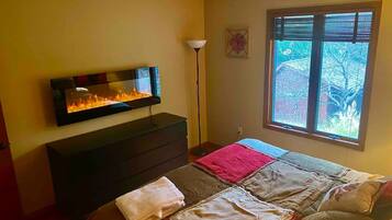 4 bedrooms, free WiFi, bed sheets