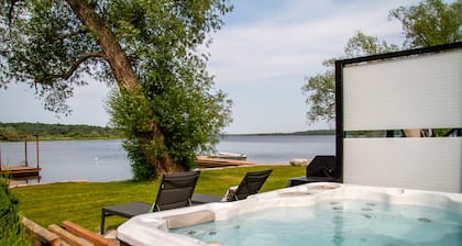 Regal Retreat: Cabin 1. As seen on HGTV's Renovation Resort Season 1
