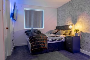 1 bedroom, WiFi, bed sheets - 1 Bedroom Apartment - Netflix - Ensuite -   Close To City Centre And NEC (Birmingham)