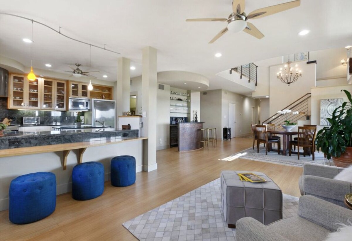 Photo 21 of New to market-Executive, custom home with a great view & heated pool 2020 008080