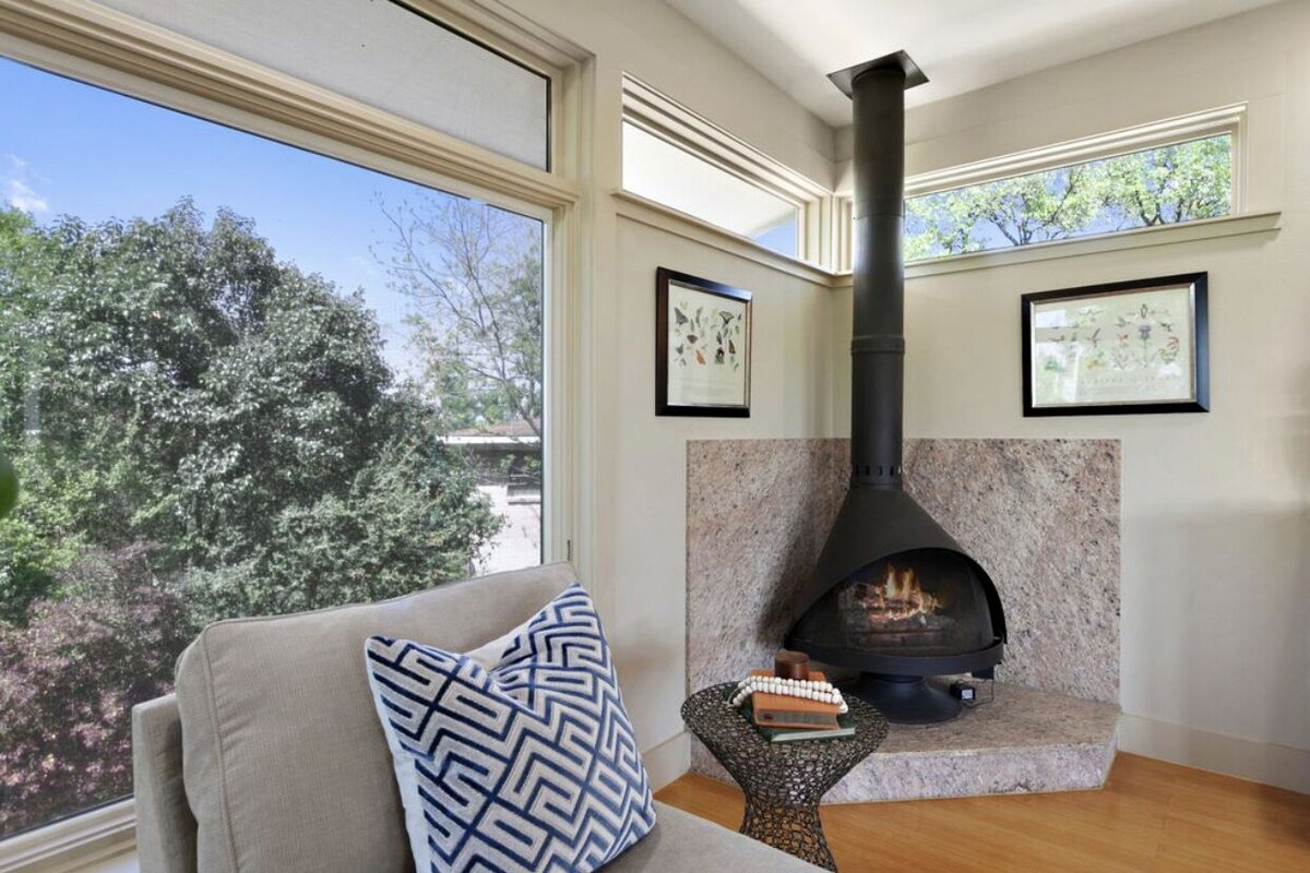 Photo 23 of New to market-Executive, custom home with a great view & heated pool 2020 008080