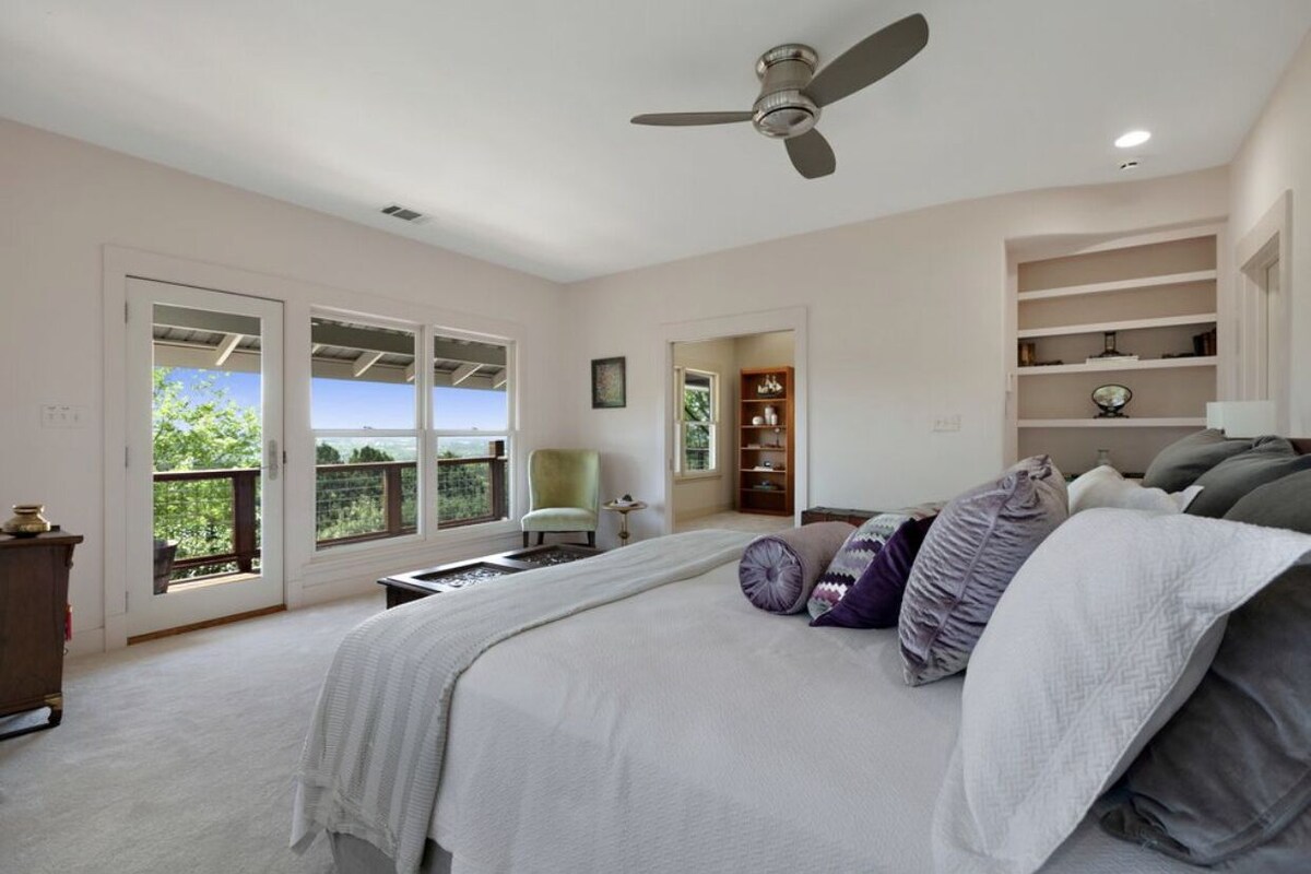 Photo 10 of New to market-Executive, custom home with a great view & heated pool 2020 008080