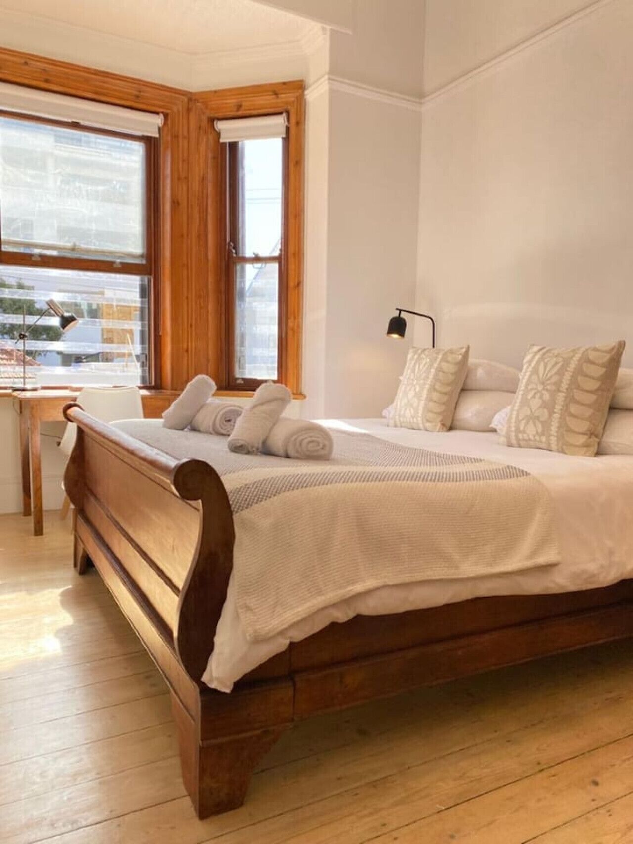 3 Schlafzimmer, Schreibtisch, Bügeleisen/Bügelbrett, WLAN