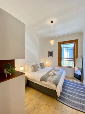 3 bedrooms, desk, iron/ironing board, WiFi - FIR Villa  (Backup-Powered) (Cape Town)