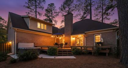 +Golf cart +Jacuzzi + Ping Pong + 0.6 miles to Historic Village and Pinehurst #2