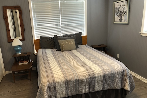 1 habitación, wifi gratis y ropa de cama