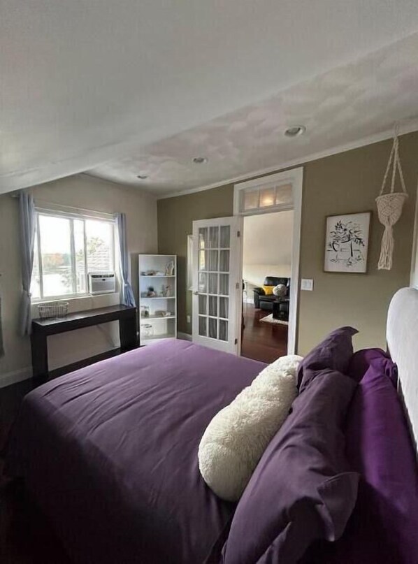 3 chambres, fer et planche à repasser, Wi-Fi gratuit, draps fournis