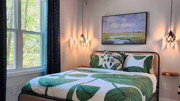 2 slaapkamers, een strijkplank/strijkijzer, gratis wifi, beddengoed