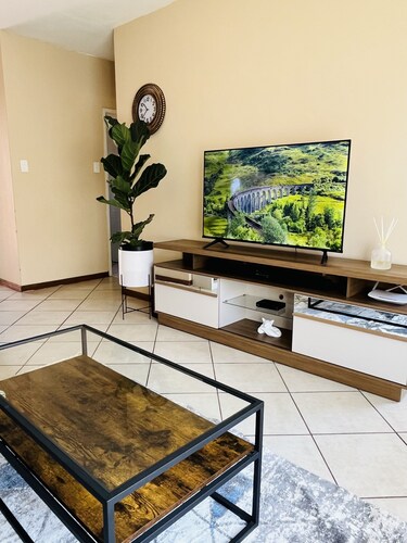 Homey apartment in Centurion.