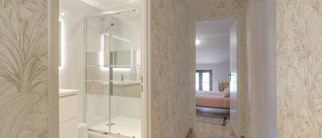 4 slaapkamers, wifi, beddengoed