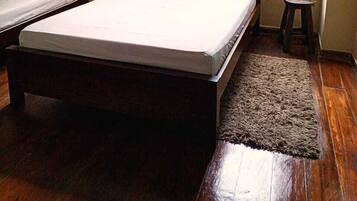 Comfort Studio, 1 Bedroom, Non Smoking, Garden View | Blackout drapes, iron/ironing board, free WiFi