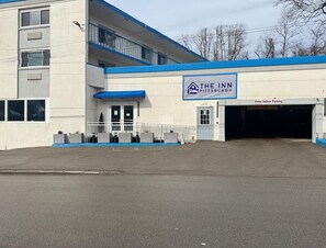 Front of property - THE INN- PITTSBURGH (Pittsburgh)