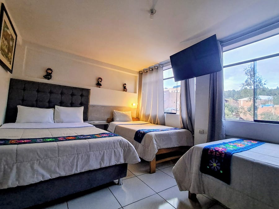 Habitación triple Confort | Escritorio y wifi gratis