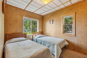 2 Schlafzimmer, Bügeleisen/Bügelbrett, Reisekinderbett, kostenloses WLAN
