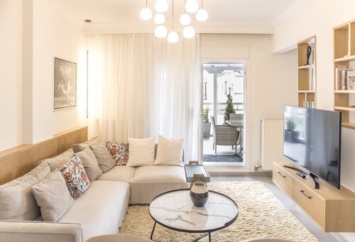 A penthouse apartment near the seaside (Nea Paralia)