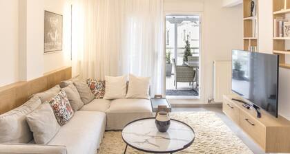 A penthouse apartment near the seaside (Nea Paralia)