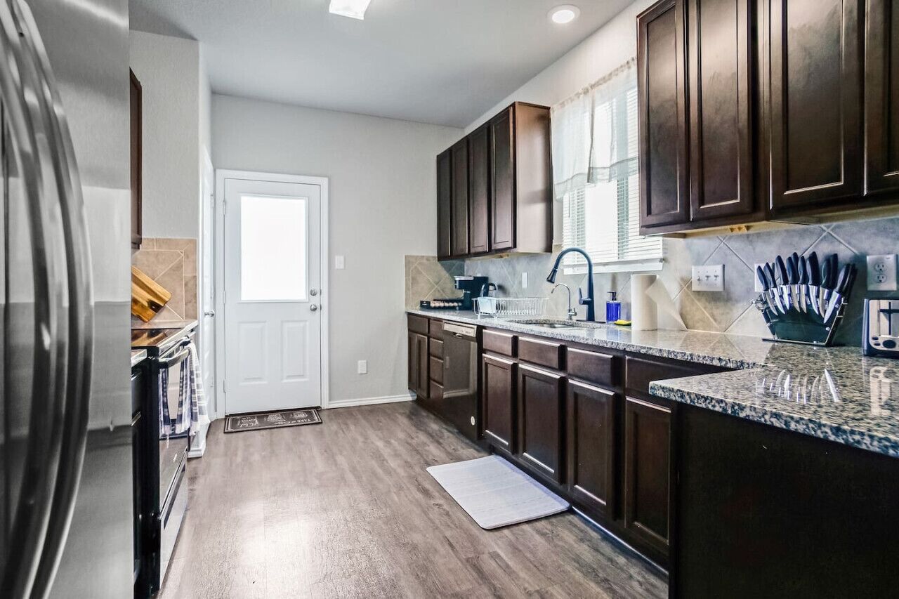 Frigorifero, macchina per tè/caffè, pentole/stoviglie/utensili