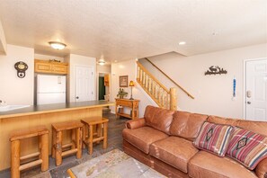 Smart-tv en een open haard