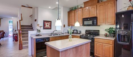 Refrigerador, microondas, parrilla de estufa y lavavajillas