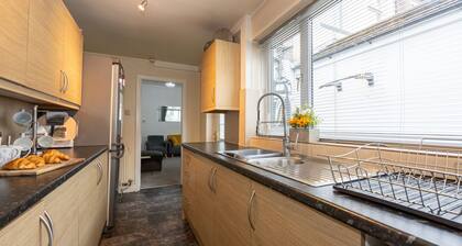 Talo-Talousarvio-Oma kylpyhuone-Katunäkymä