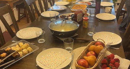 Lakeview Master Bdrm w/ Porch at Hillside B&B Guests rave: Delicious Breakfast