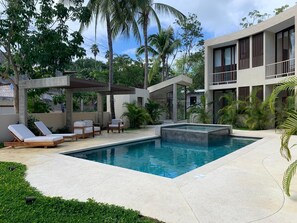 Outdoor pool, open 8:00 AM to 10:00 PM, pool umbrellas, sun loungers - La Bohème Sayulita (Sayulita)