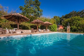 Indoor pool, outdoor pool - Capricho Asturiano (Ouro Preto)