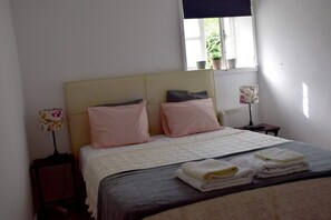 1 dormitori, wifi gratuïta i roba de llit 