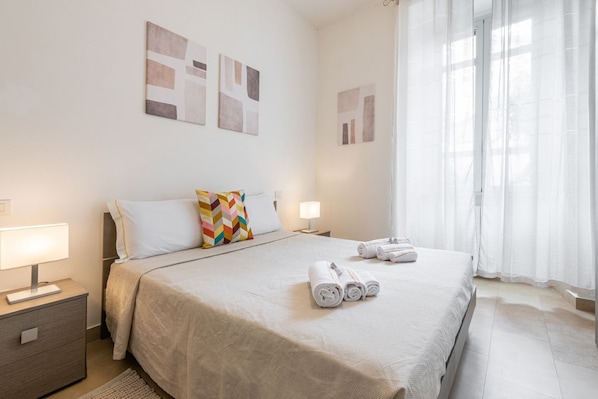 2 bedrooms, WiFi, bed sheets
