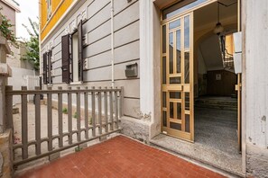 Exterior detail - The Garden Apartment- Between Beach and City Center Cagliari - (Cagliari)