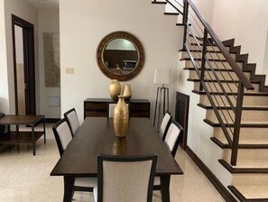 Dining - Modern Penthouse at Norbrook Suites

 (Kingston)