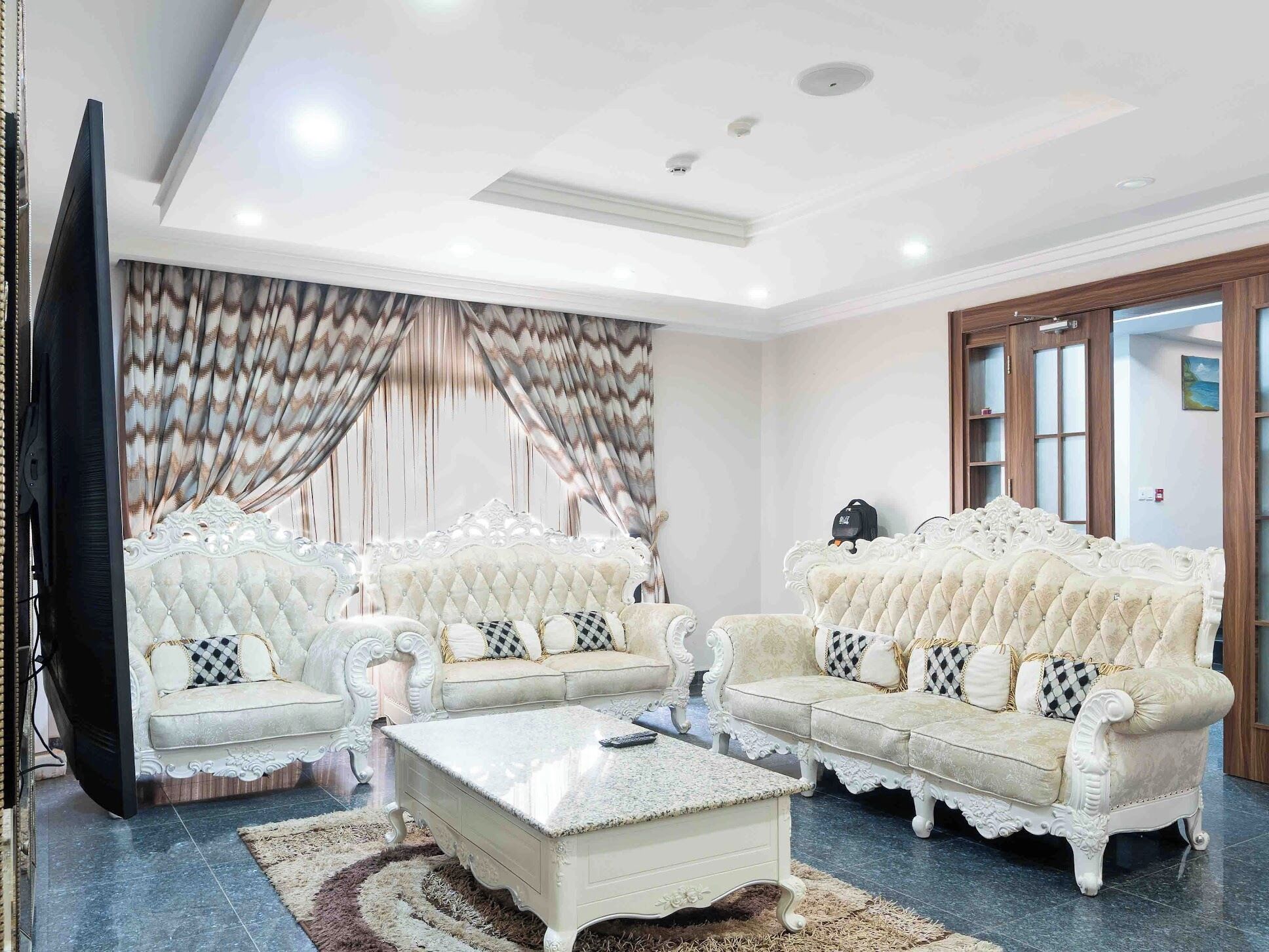 TV connectée, lecteur de DVD, chaîne hi-fi