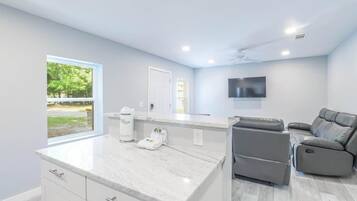 Rumah, 2 Tempat Tidur Queen, dapur, pemandangan kebun (Howard - Hornsby) | Interior
