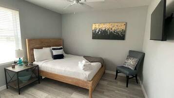 Rumah, 2 Tempat Tidur Queen, dapur, pemandangan kebun (Howard - Sekul) | 2 kamar tidur dan didekorasi berbeda-beda