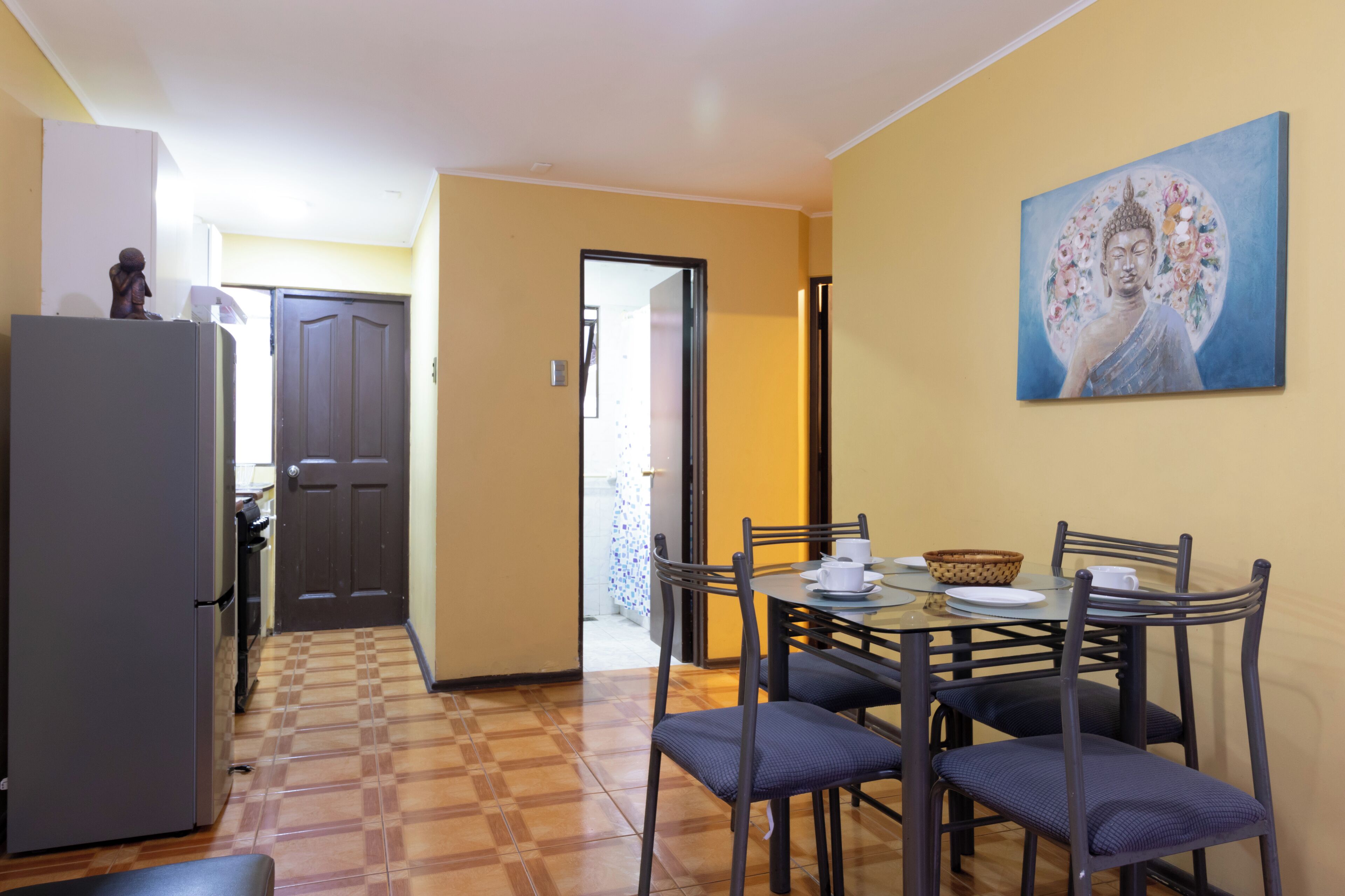 Family Cabin, 2 Bedrooms | Dining room