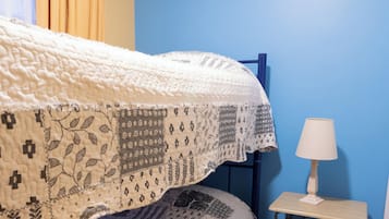 Cabaña familiar, 2 habitaciones | Ropa de cama de alta calidad y wifi gratis