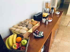 Tägliches inbegriffenes Frühstücksbuffet