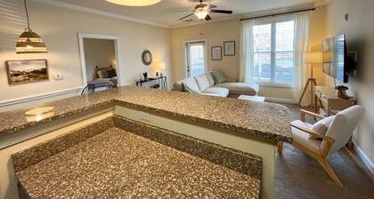 Belmont Furnished stay - 2 week minimum